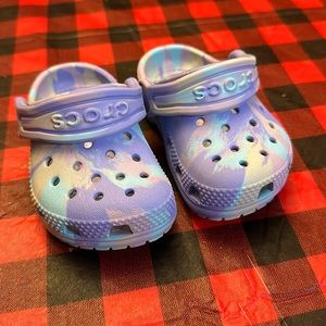 Toddler size 4 crocs